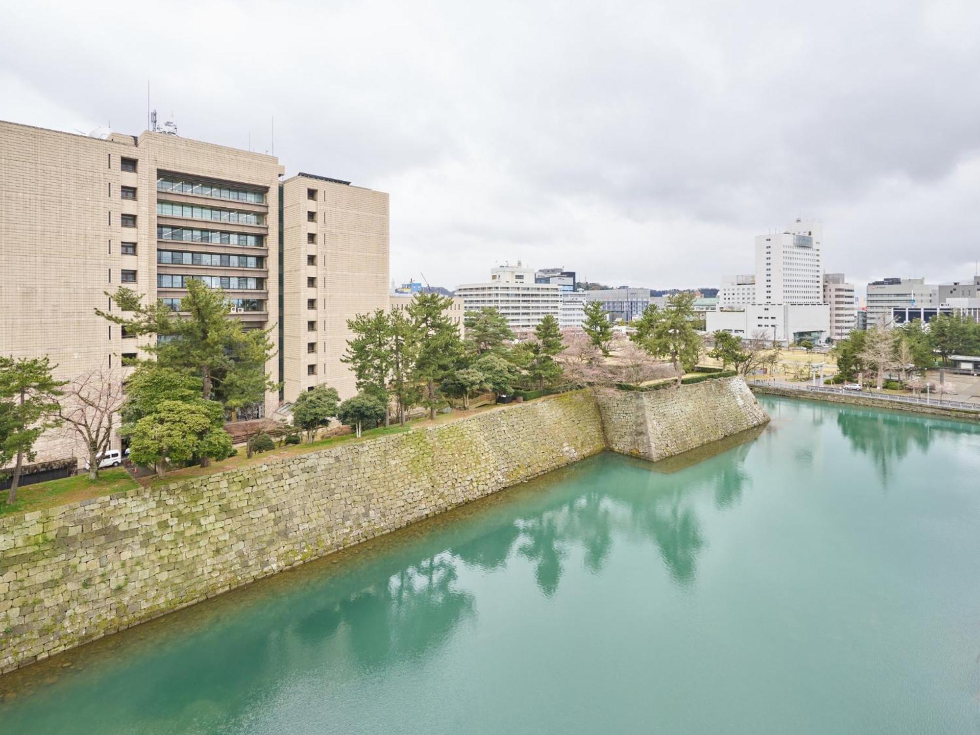 Hotel Fukui Castle - Vacation Stay 58696V Extérieur photo